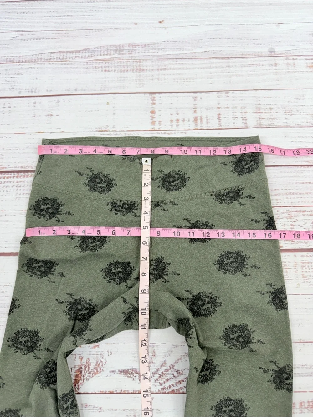 Pact Women’s Size Large Olive Green Grateful Dead Leggings - Picture 7 of 12